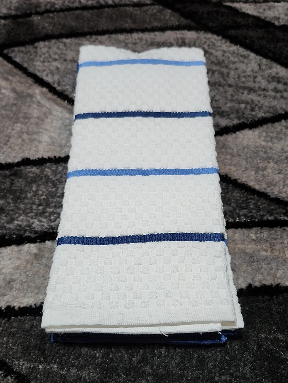 KITCHEN AID 2017 NAVY BLUE/DISIGN 2PC WAFFLE WEAVE KITCHEN TOWELS